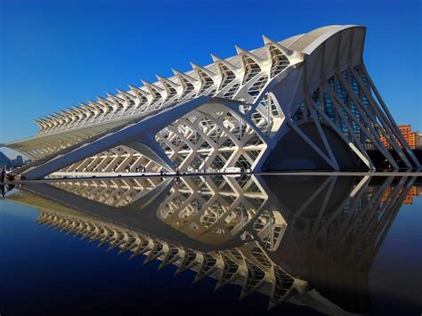 Museo de las Ciencias Príncipe Felipe: Zanurz się w świecie nauki i zabawy!